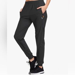 Baleaf Women’s Hiking Joggers Black Size Small